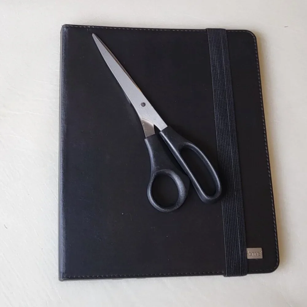 iHome Universal Tablet Case Adjustable Viewing Angles 9 inch 10 inch Tablets